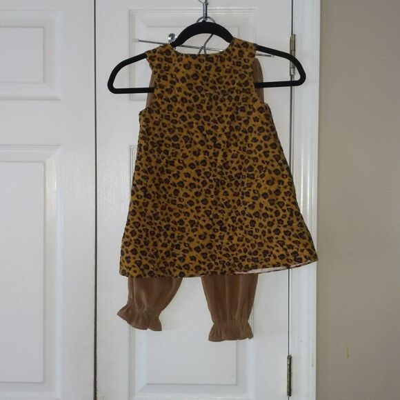 Beanstalk Boutique Leopard Santa reversible outfit & handmade NEW hair bow Sz 4 - Picture 9 of 16